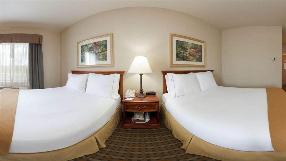 Holiday Inn Express Hotel & Suites Columbus Southeast Groveport By Ihg Екстериор снимка