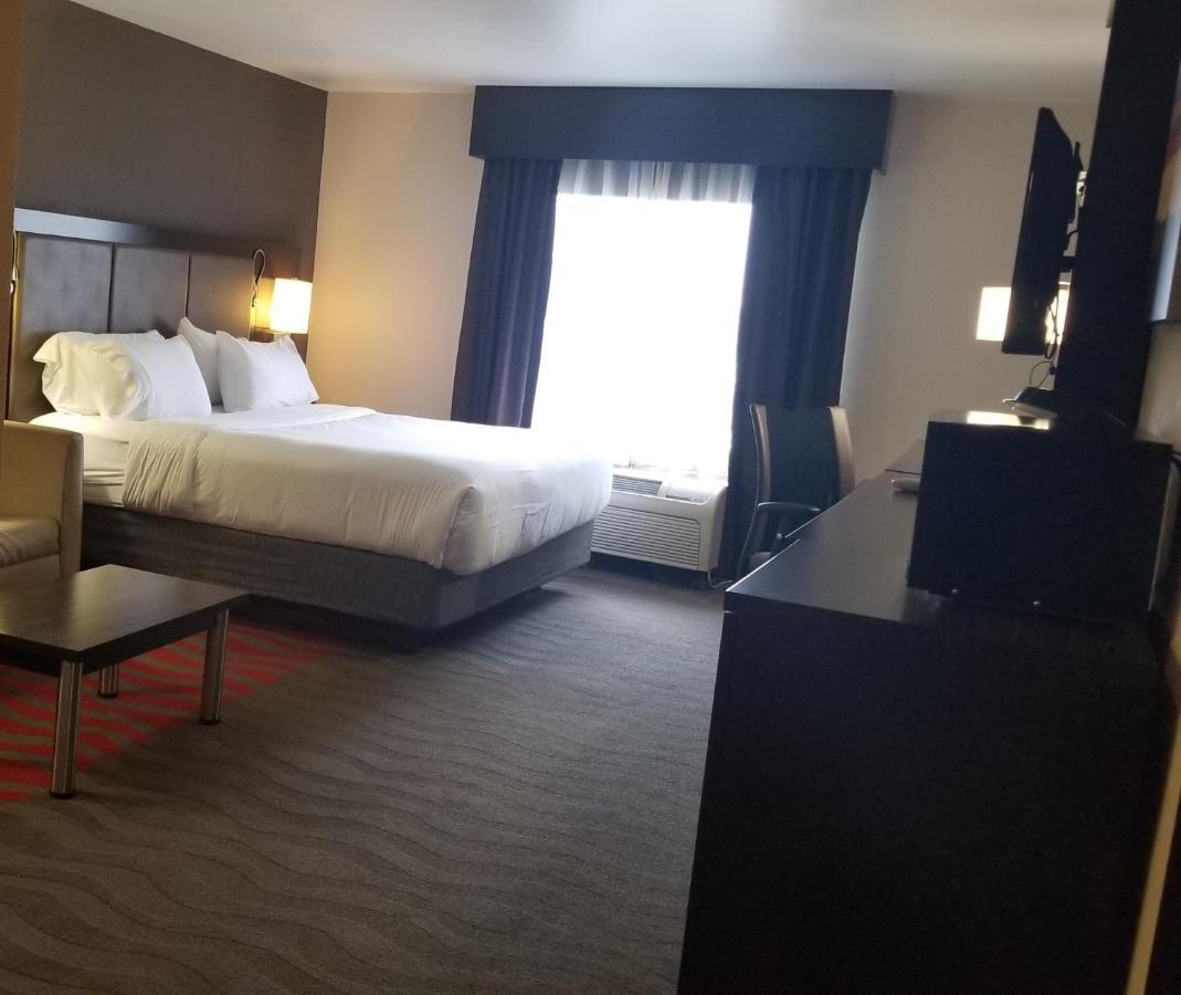 Holiday Inn Express Hotel & Suites Columbus Southeast Groveport By Ihg Екстериор снимка