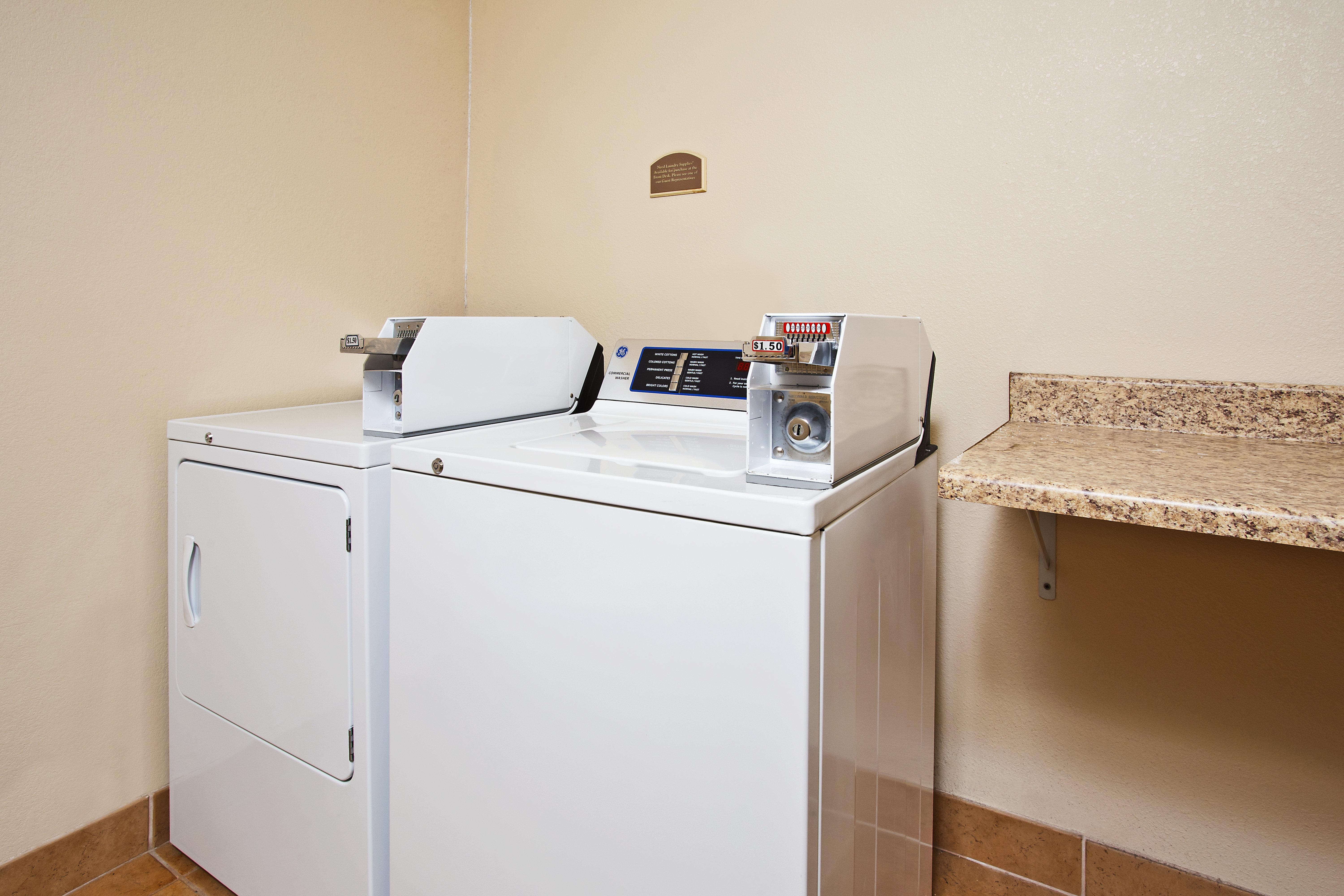 Holiday Inn Express Hotel & Suites Columbus Southeast Groveport By Ihg Екстериор снимка
