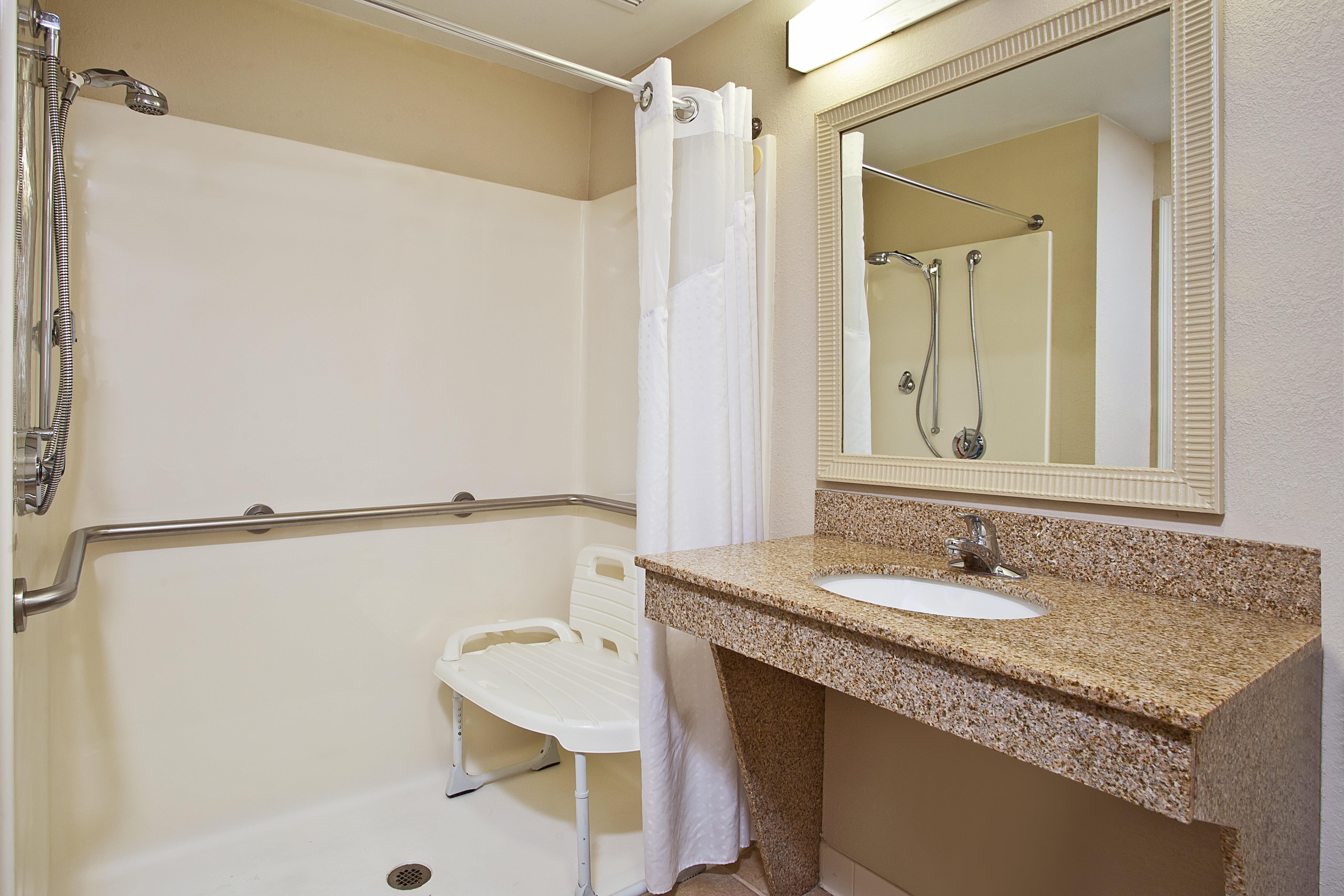 Holiday Inn Express Hotel & Suites Columbus Southeast Groveport By Ihg Екстериор снимка