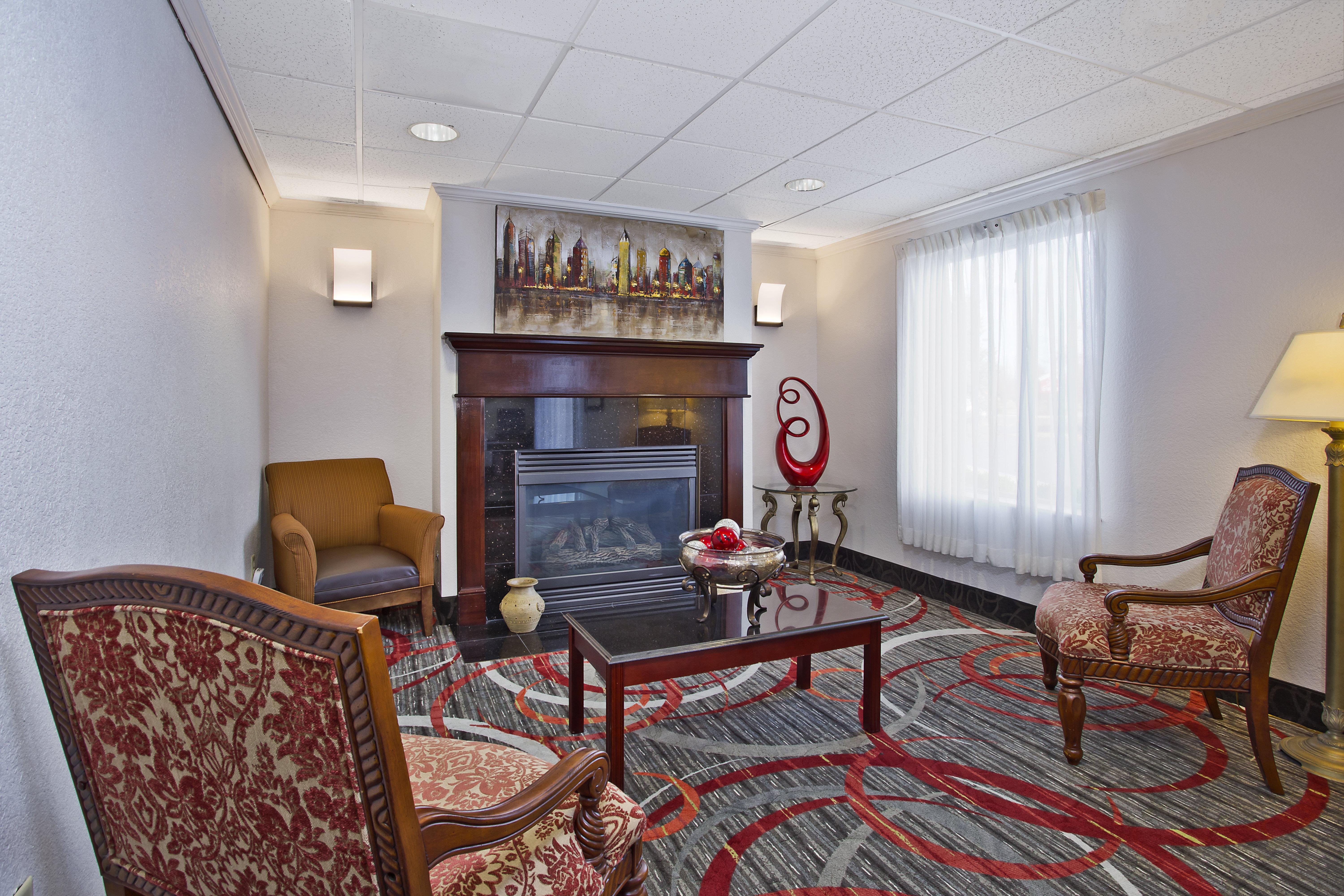 Holiday Inn Express Hotel & Suites Columbus Southeast Groveport By Ihg Екстериор снимка
