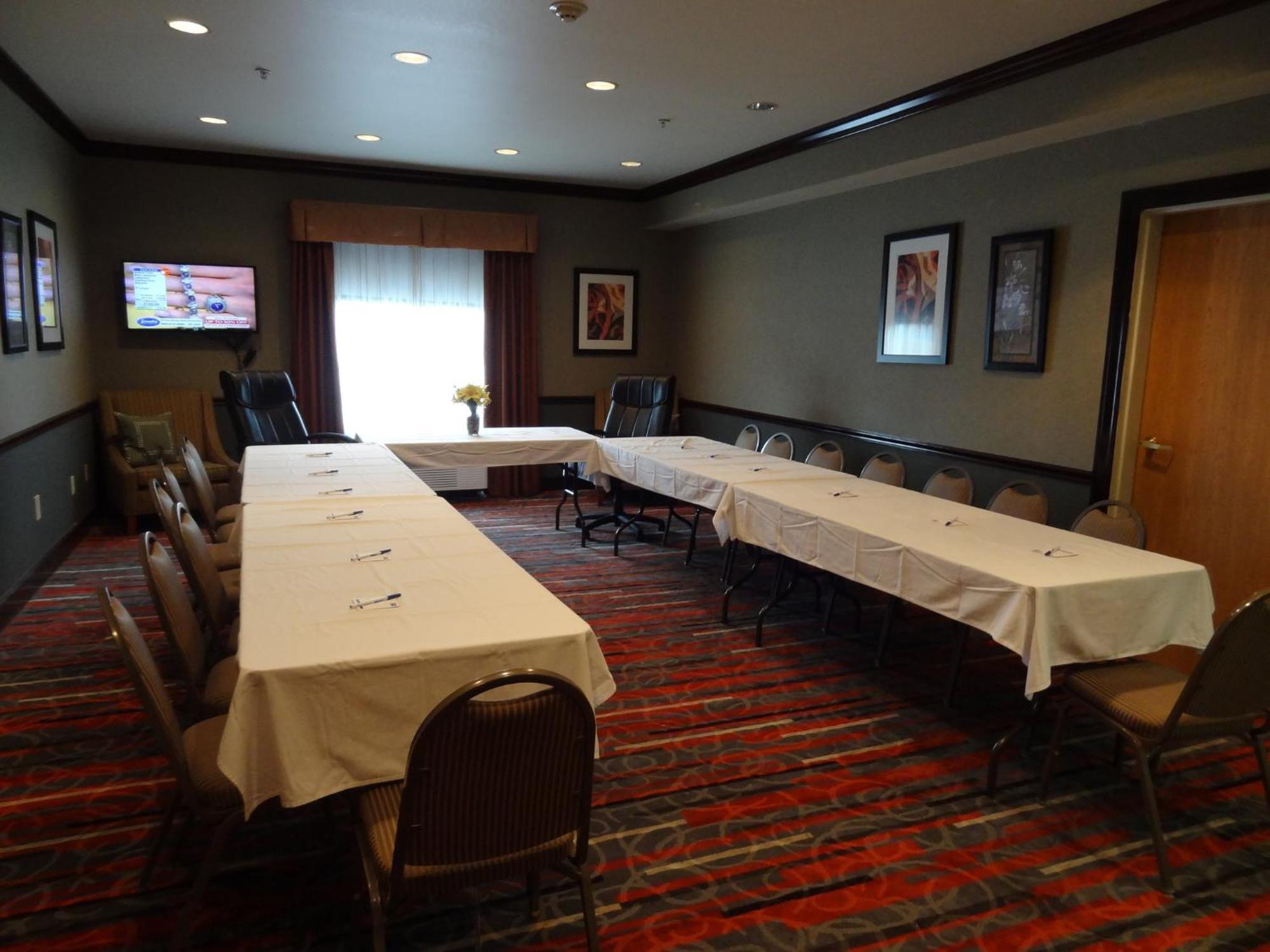 Holiday Inn Express Hotel & Suites Columbus Southeast Groveport By Ihg Екстериор снимка